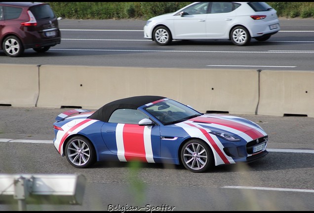 Jaguar F-TYPE S Convertible