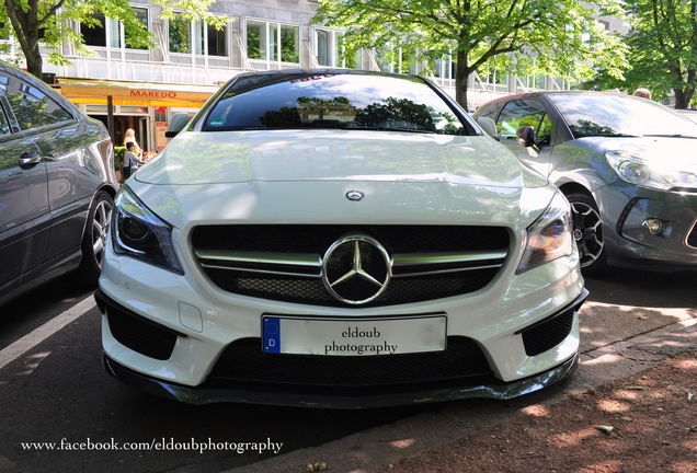 Mercedes-Benz CLA 45 AMG C117