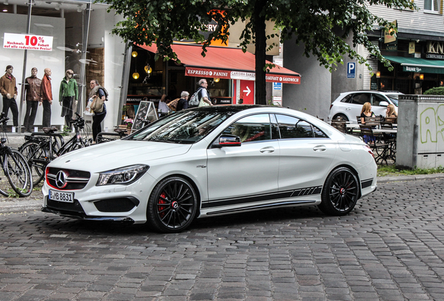 Mercedes-Benz CLA 45 AMG Edition 1 C117