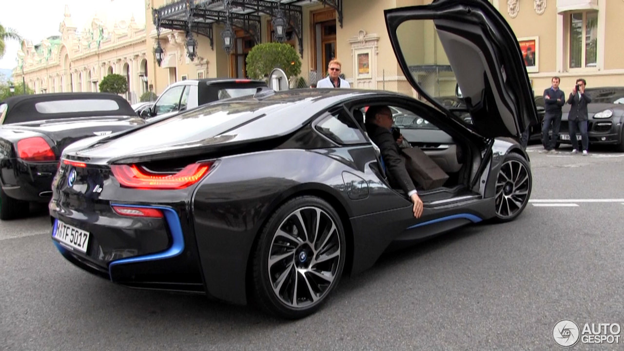 BMW i8