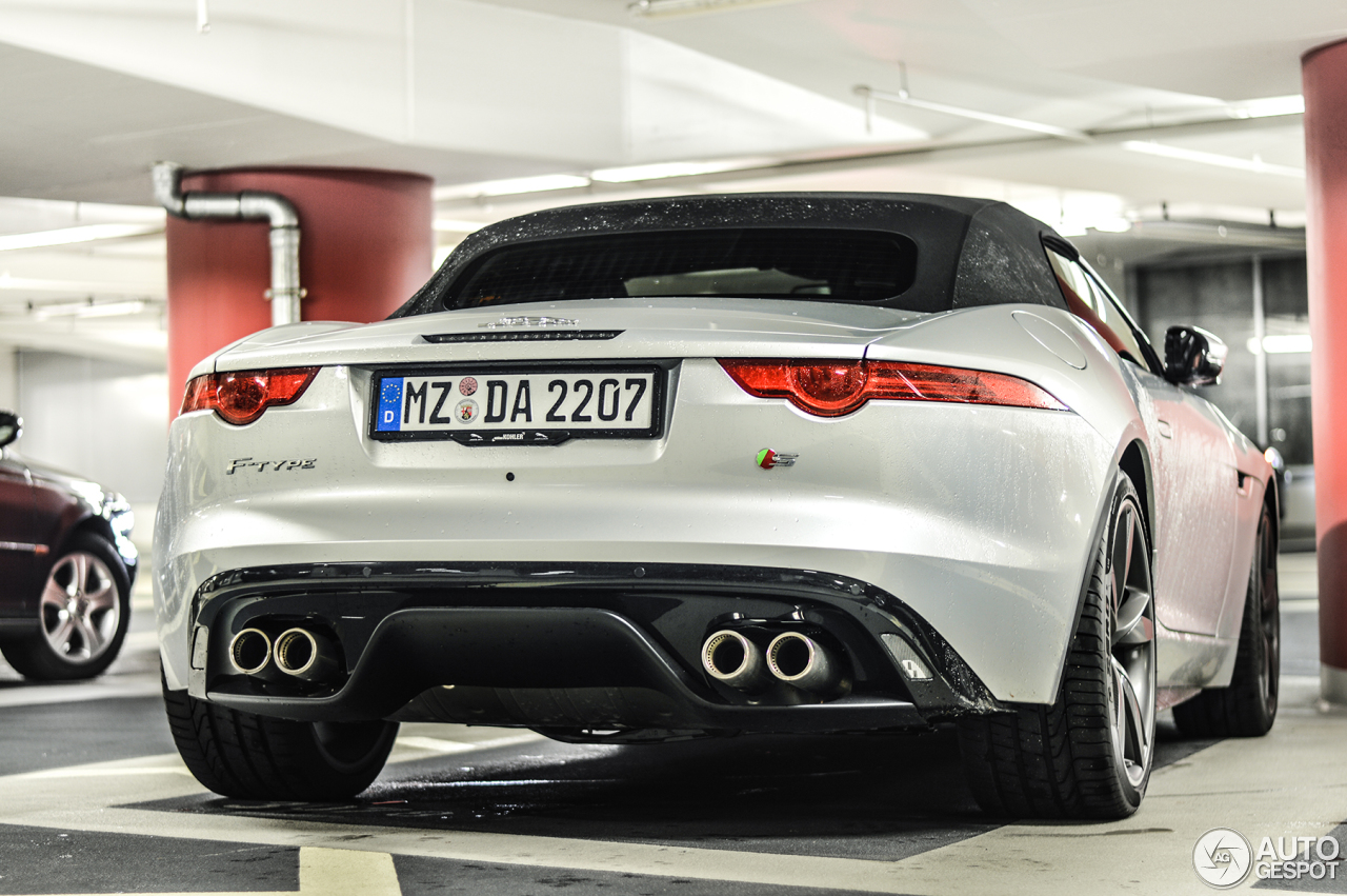 Jaguar F-TYPE S V8 Convertible