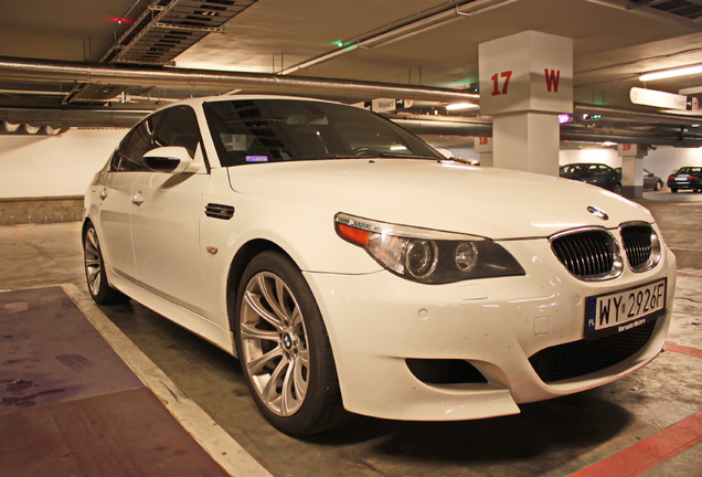 BMW M5 E60 2005