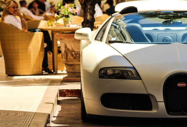 Bugatti Veyron 16.4 Grand Sport Sang Blanc