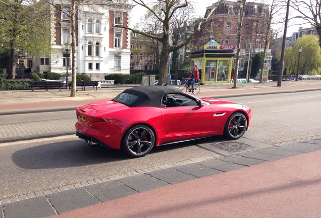 Jaguar F-TYPE S V8 Convertible