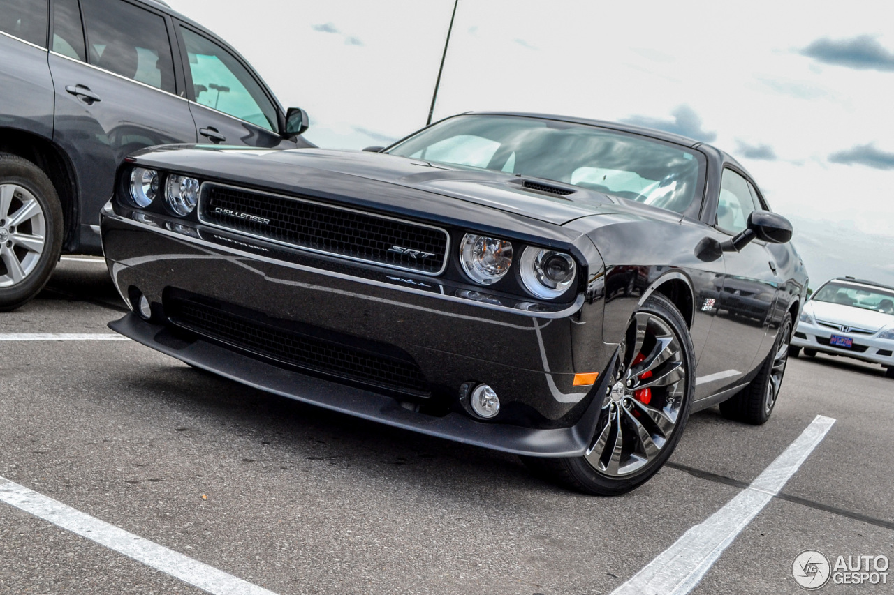 Dodge Challenger SRT-8 392