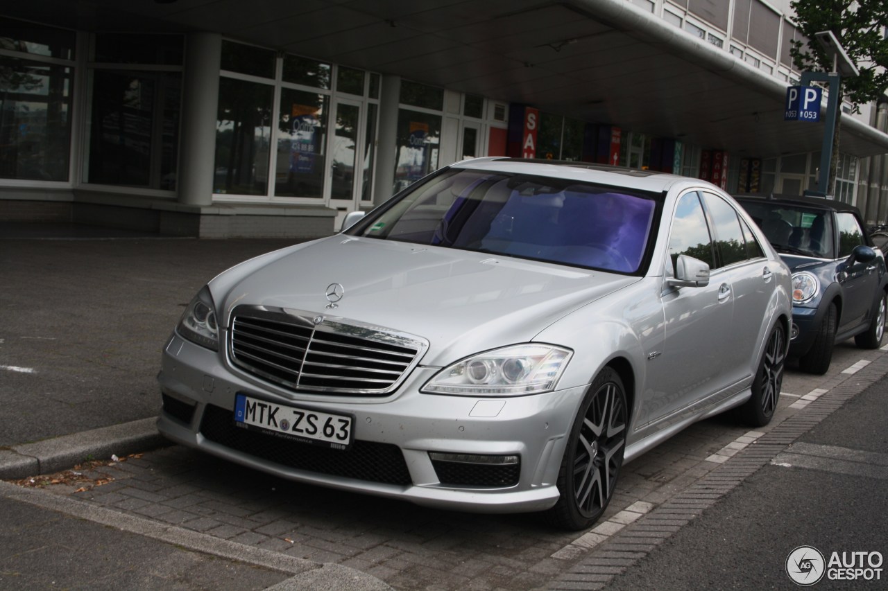 Mercedes-Benz S 63 AMG W221 2010