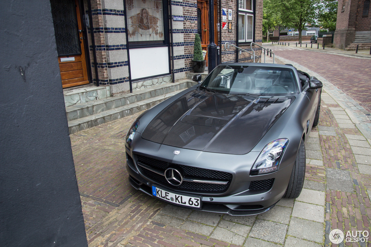 Mercedes-Benz SLS AMG GT Roadster Final Edition