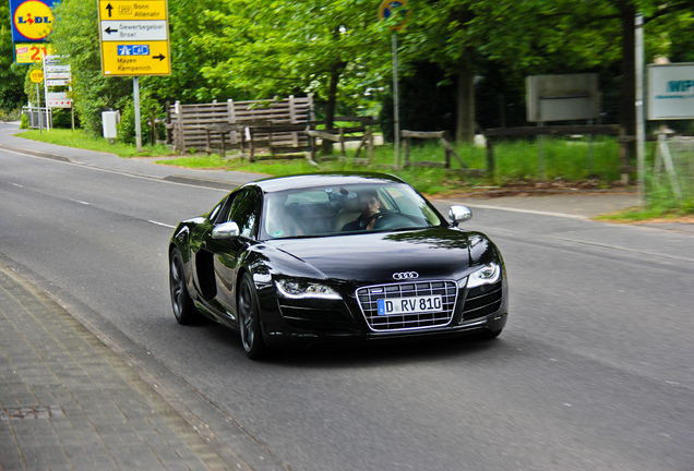 Audi R8 V10