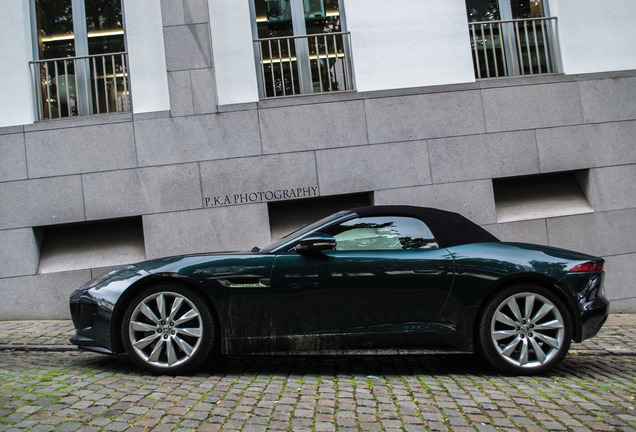 Jaguar F-TYPE S Convertible