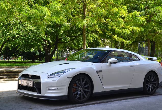 Nissan GT-R 2013