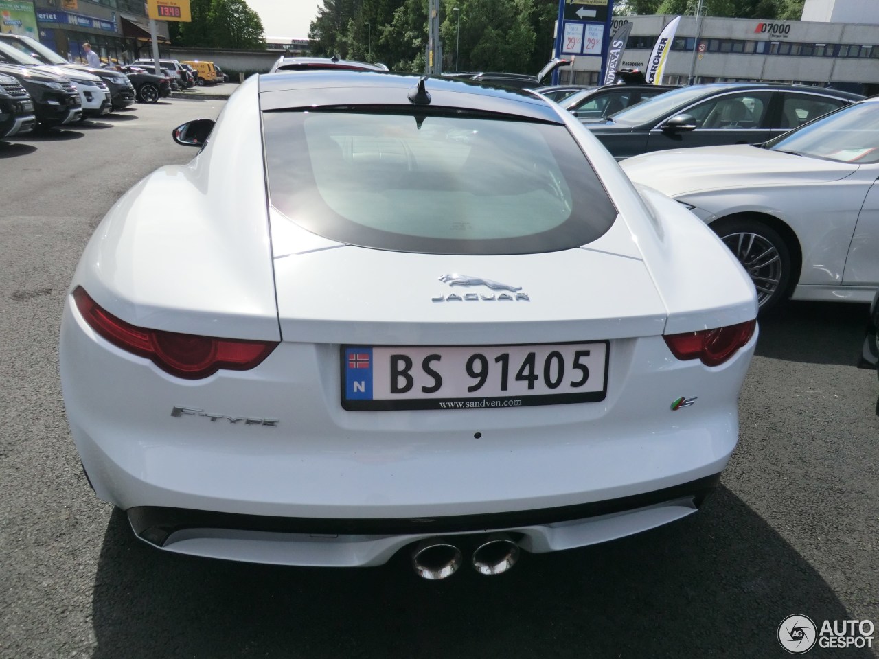 Jaguar F-TYPE S Coupé