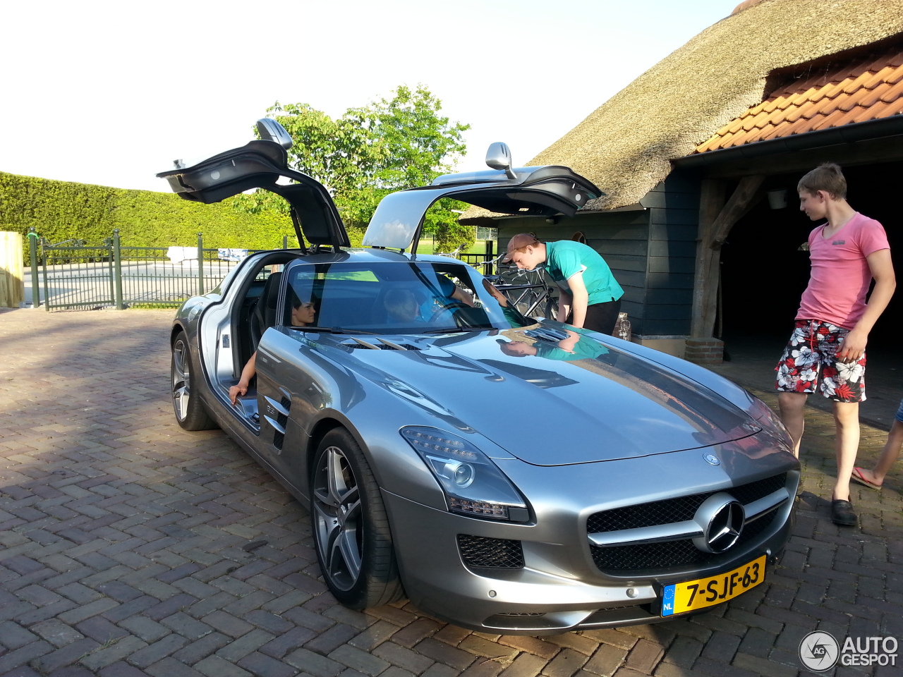 Mercedes-Benz SLS AMG