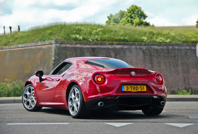 Alfa Romeo 4C Coupé