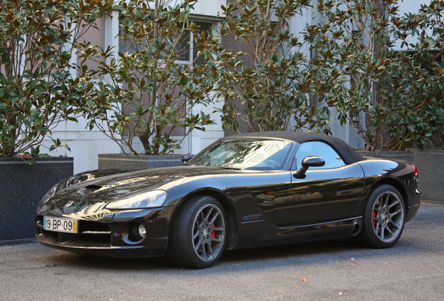 Dodge Viper SRT-10 Roadster 2003