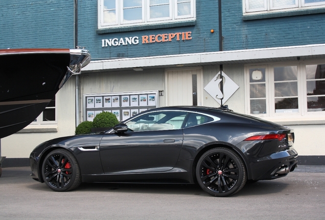 Jaguar F-TYPE R Coupé