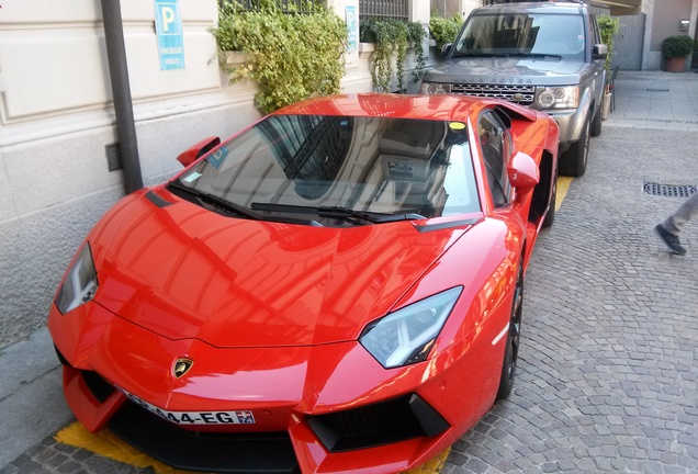 Lamborghini Aventador LP700-4