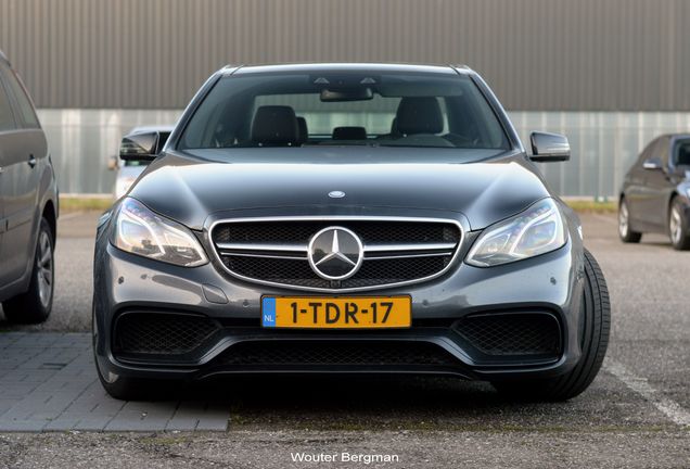 Mercedes-Benz E 63 AMG S W212