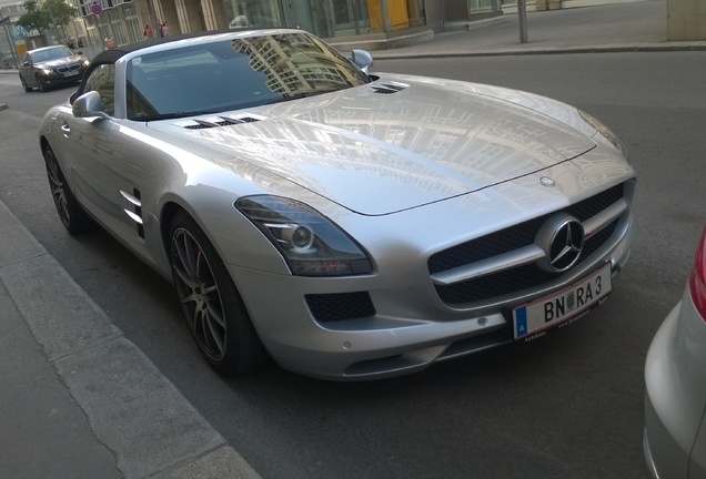 Mercedes-Benz SLS AMG Roadster