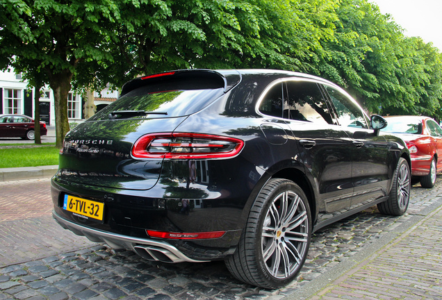 Porsche 95B Macan Turbo