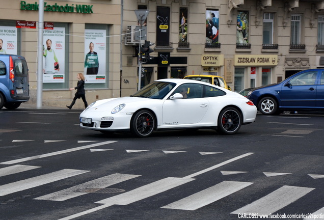 Porsche 997 Carrera GTS