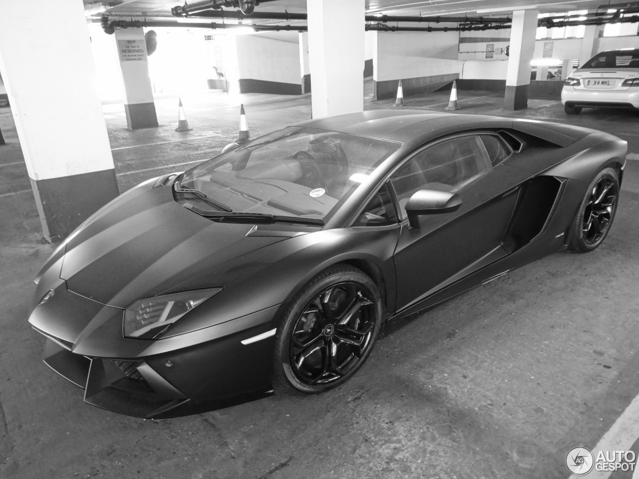 Lamborghini Aventador LP700-4