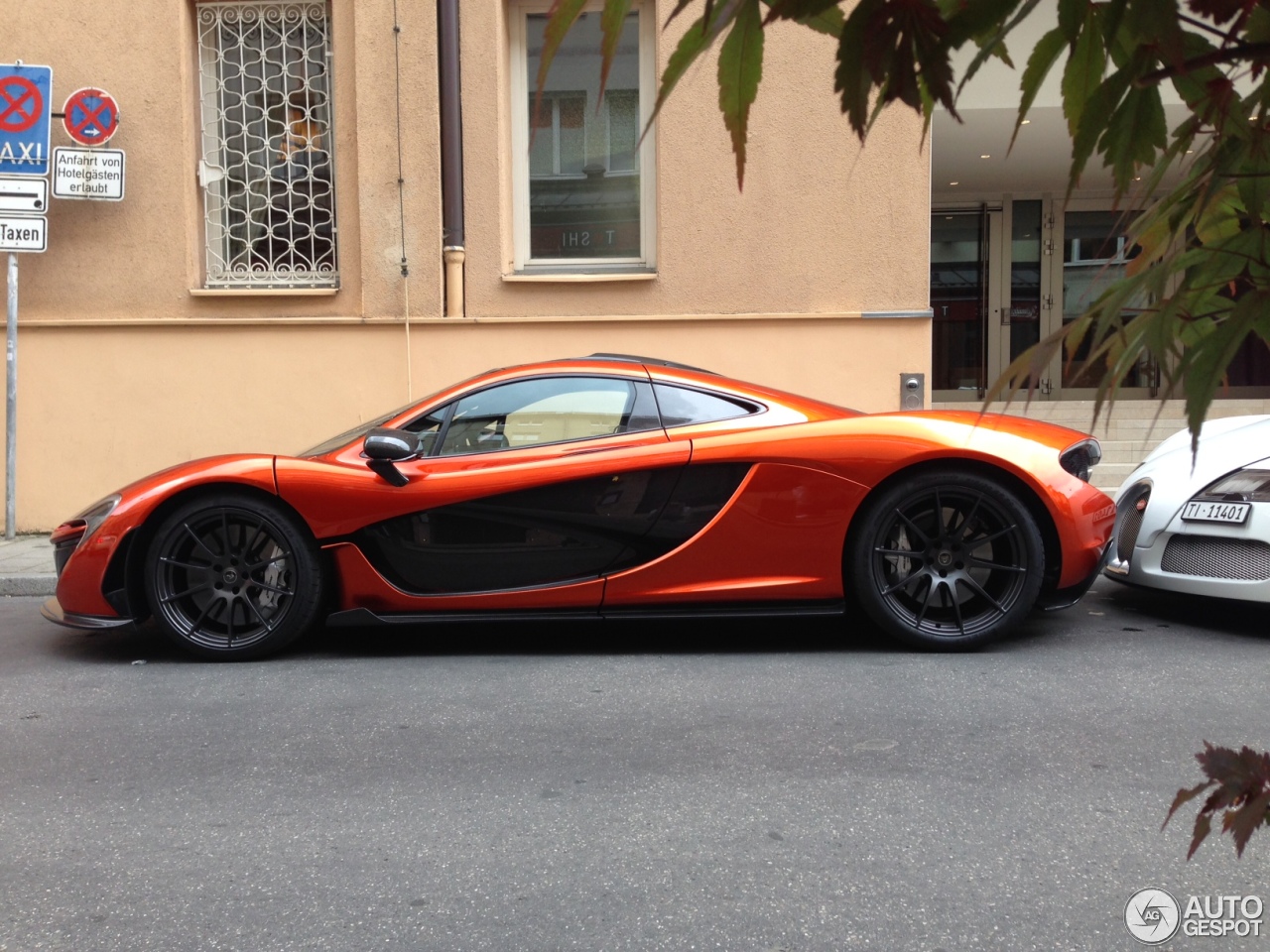 McLaren P1