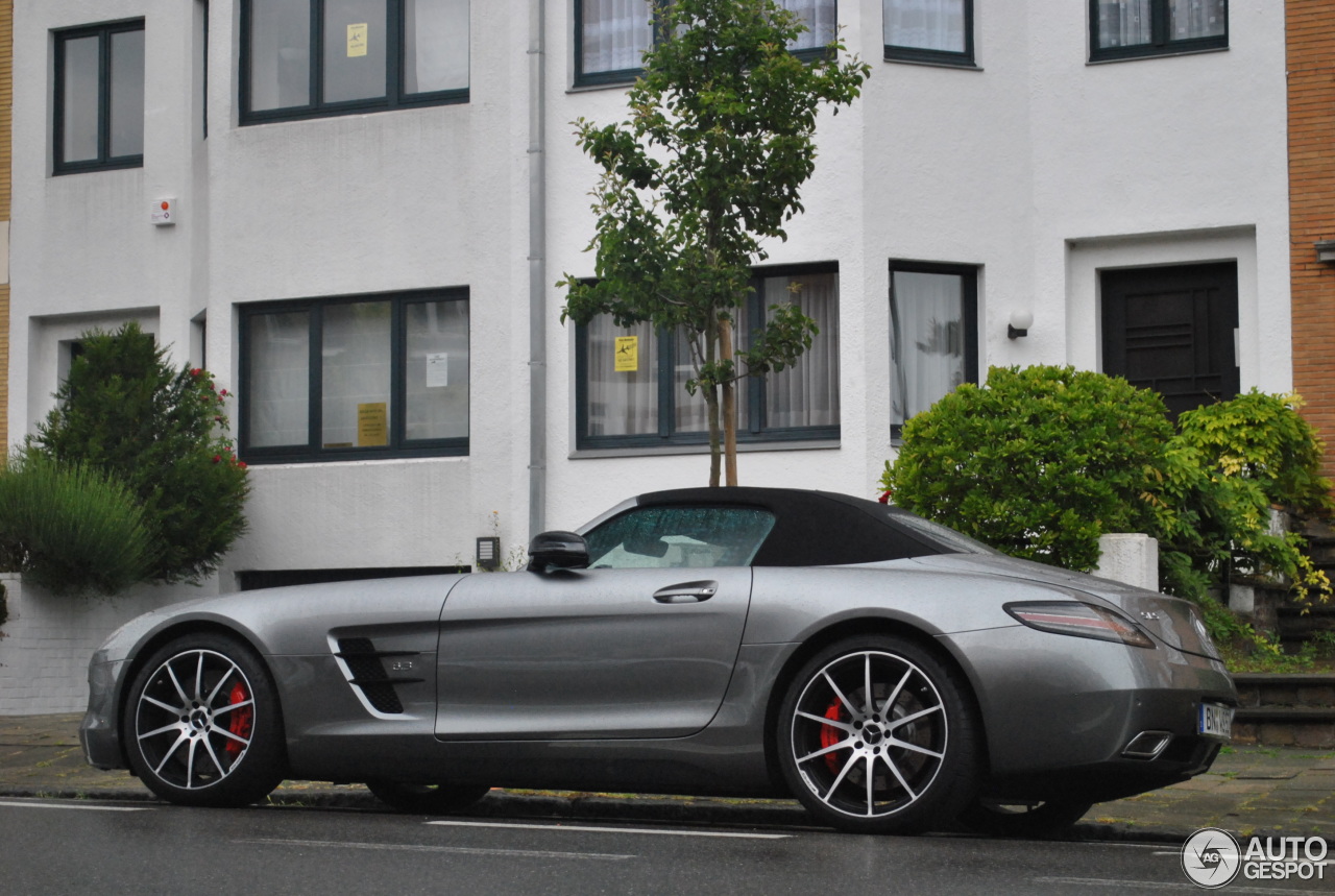 Mercedes-Benz SLS AMG GT Roadster