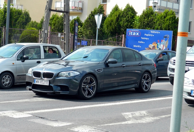 BMW M5 F10 2011