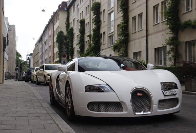 Bugatti Veyron 16.4 Grand Sport Wei Long 2012