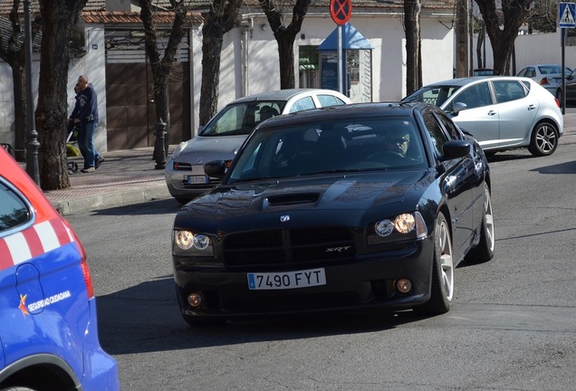 Dodge Charger SRT-8