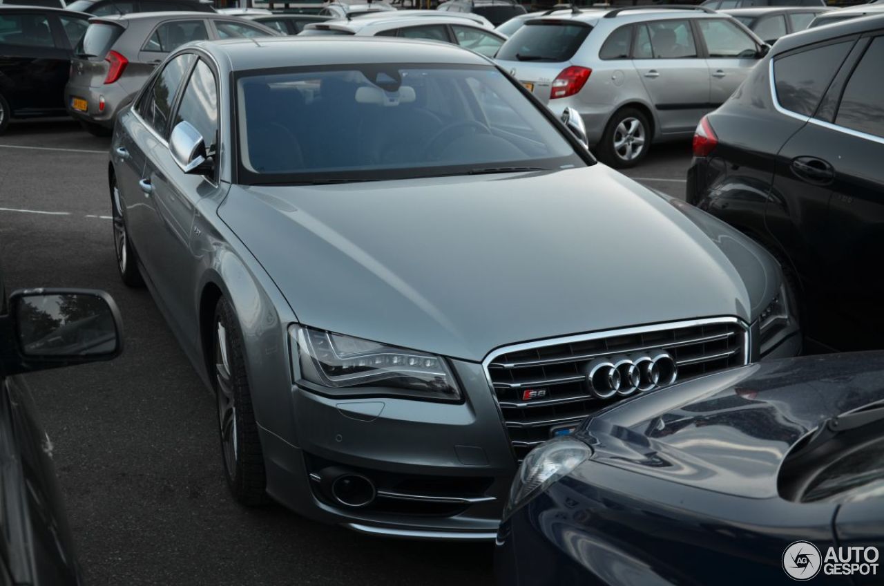 Audi S8 D4