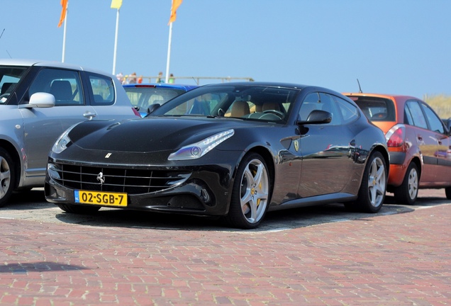 Ferrari FF