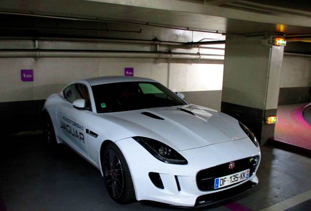 Jaguar F-TYPE R Coupé