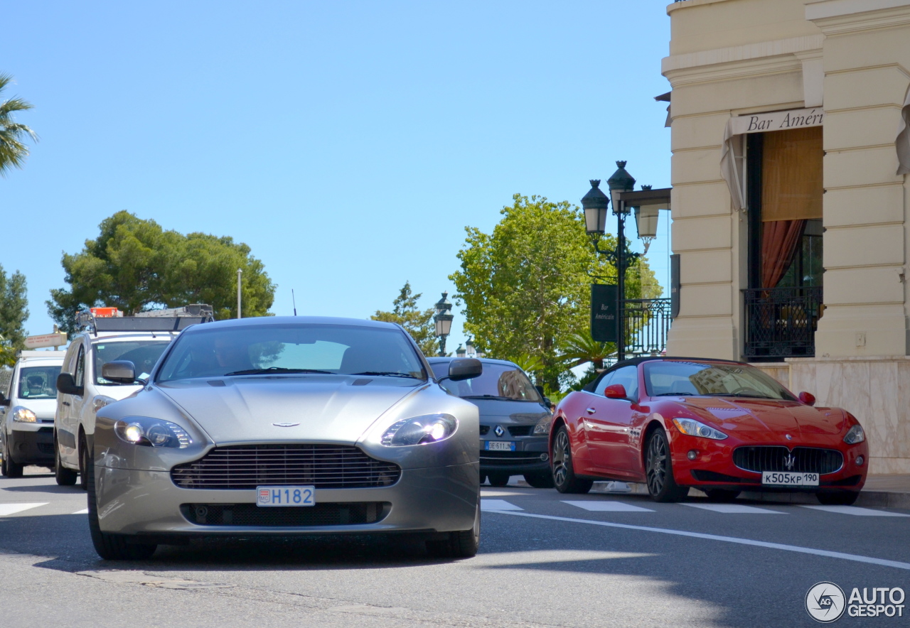 Aston Martin V8 Vantage