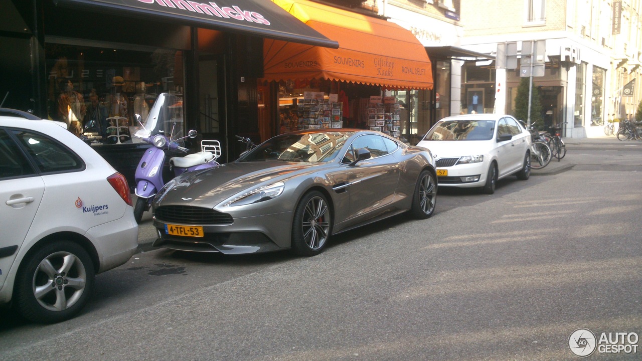 Aston Martin Vanquish 2013