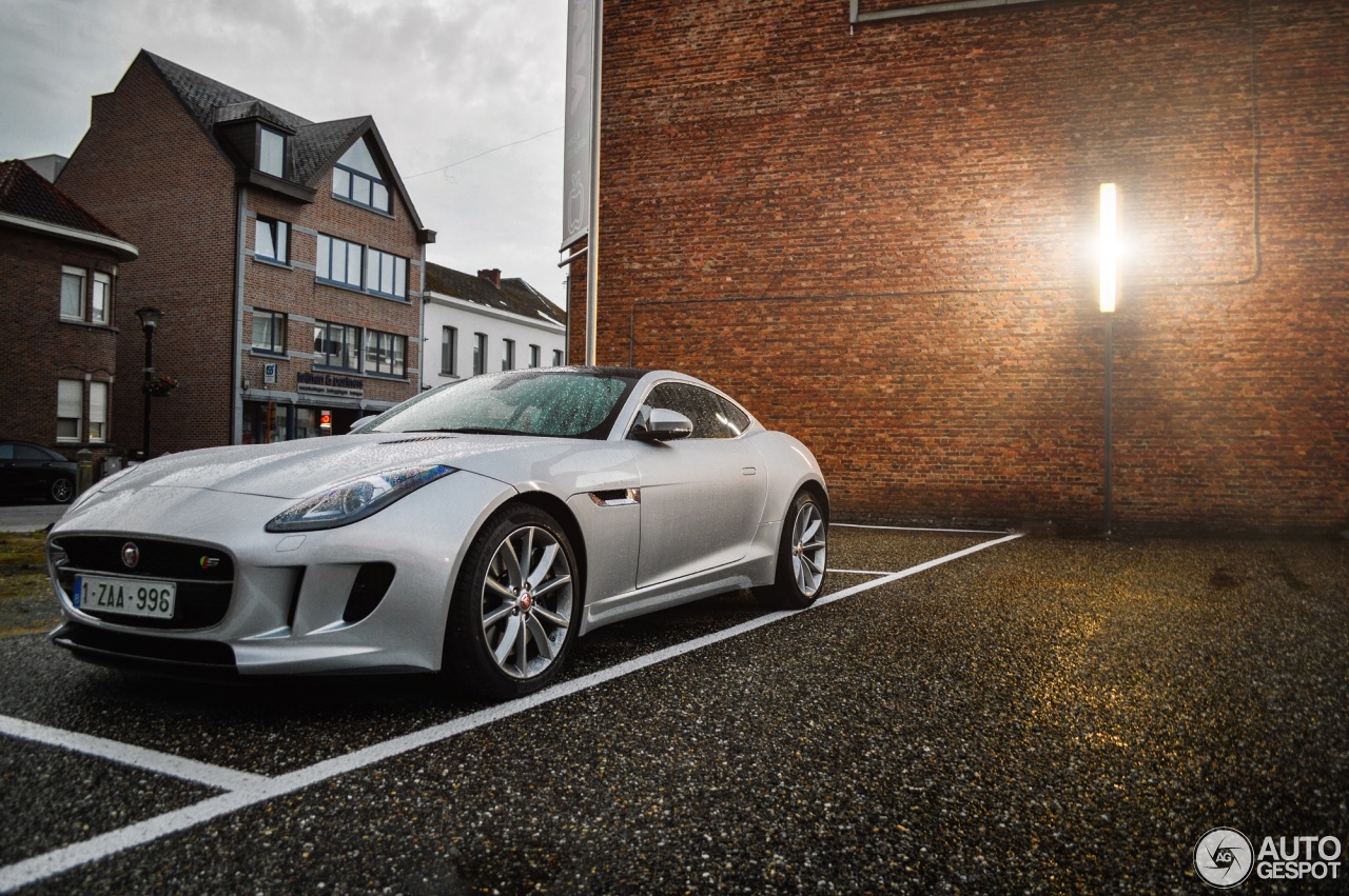 Jaguar F-TYPE S Coupé