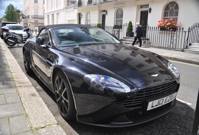 Aston Martin V8 Vantage Roadster 2012