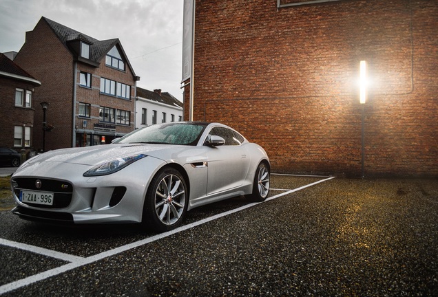 Jaguar F-TYPE S Coupé