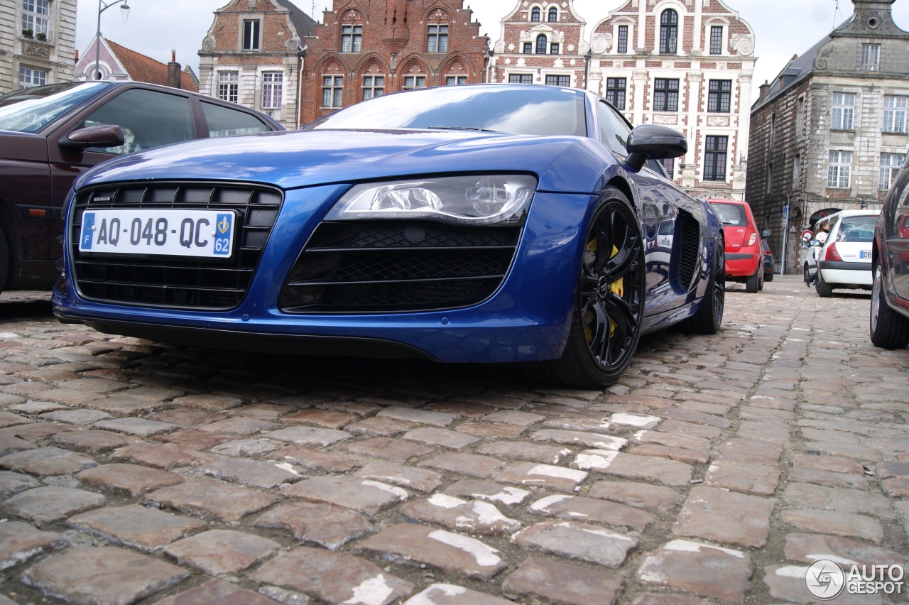 Audi R8 V10