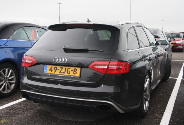 Audi RS4 Avant B8