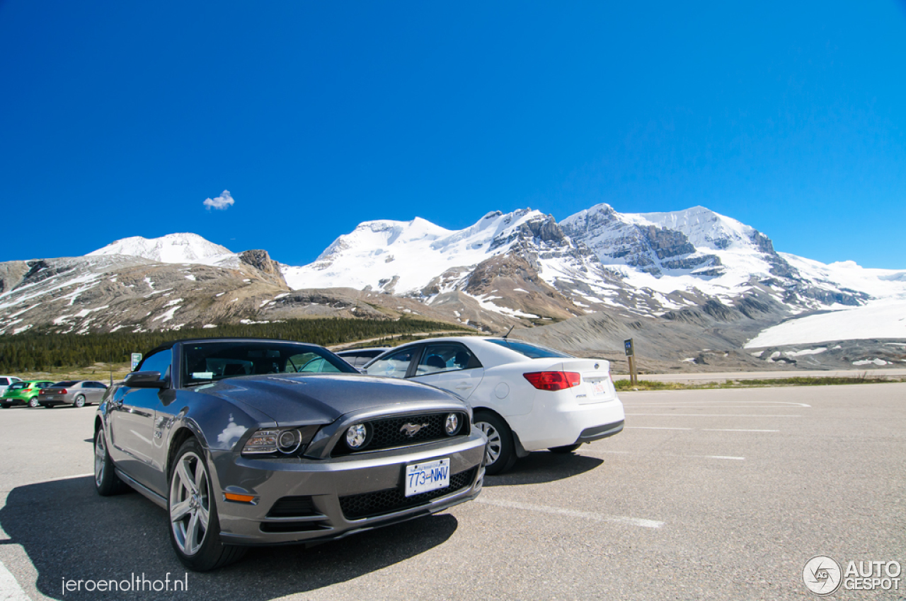 Ford Mustang GT Convertible 2013