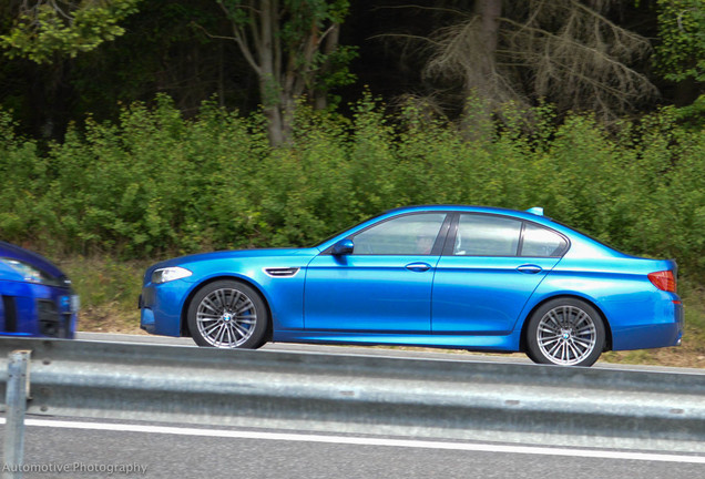 BMW M5 F10 2011