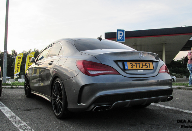 Mercedes-Benz CLA 45 AMG C117