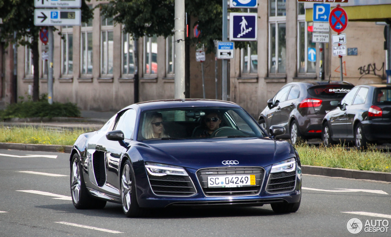 Audi R8 V10 Plus 2013