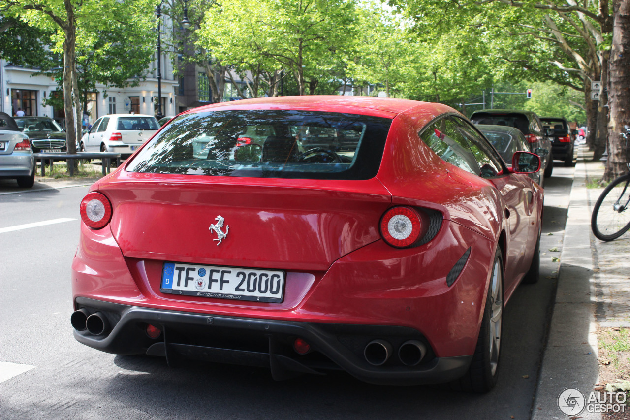 Ferrari FF