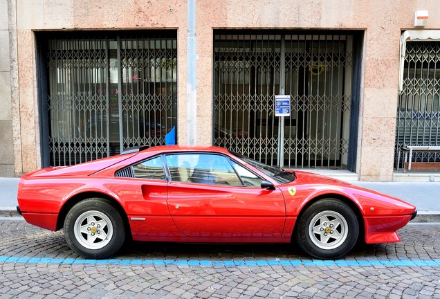 Ferrari 208 GTB