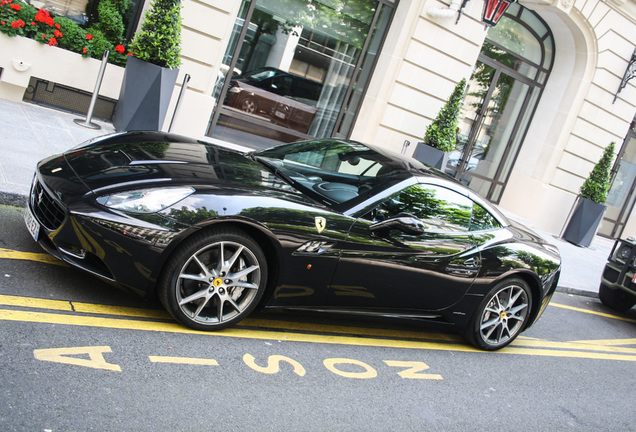 Ferrari California