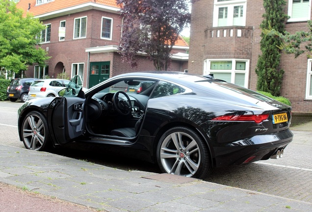 Jaguar F-TYPE S Coupé