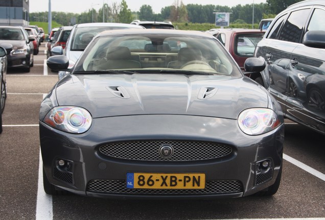 Jaguar XKR Convertible 2006