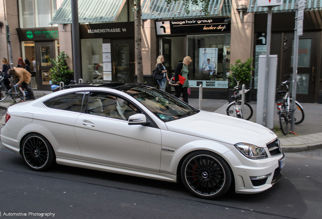 Mercedes-Benz C 63 AMG Coupé